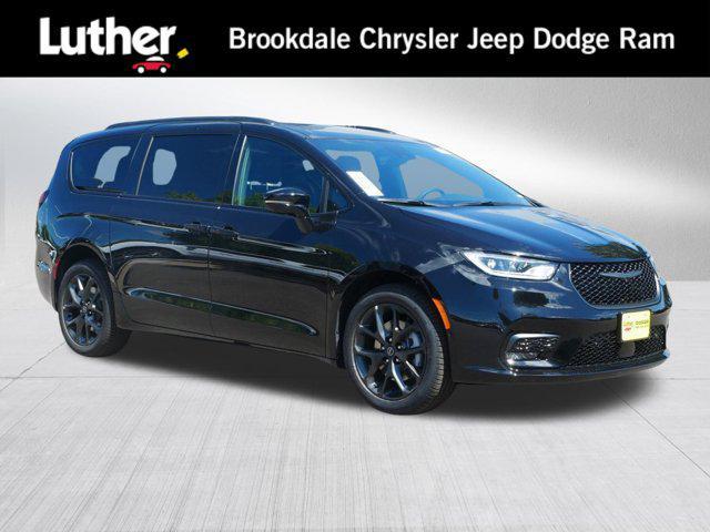new 2026 Chrysler Pacifica car, priced at $46,499
