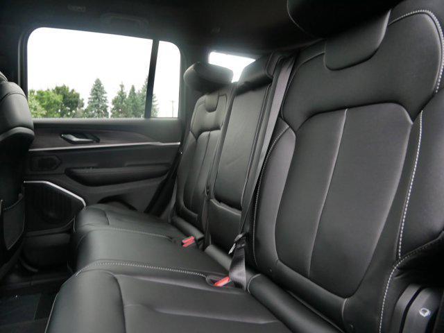 new 2025 Jeep Grand Cherokee car, priced at $45,487