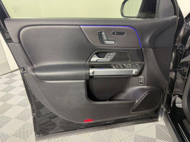 used 2021 Mercedes-Benz GLB 250 car, priced at $25,999
