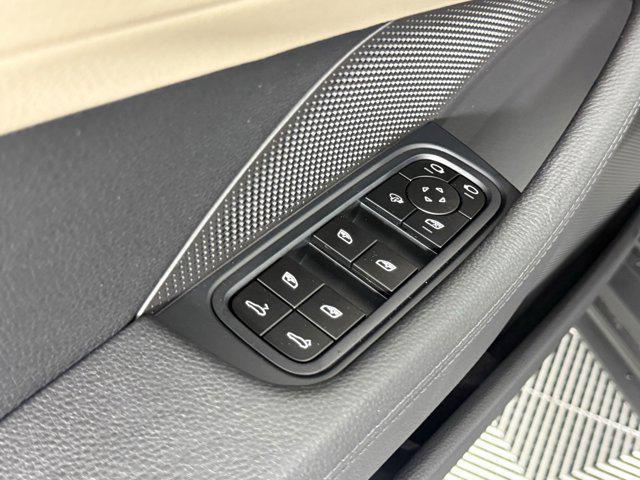 new 2025 Porsche Panamera car, priced at $127,295