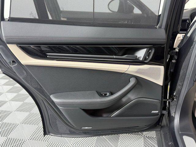 new 2025 Porsche Panamera car, priced at $127,295