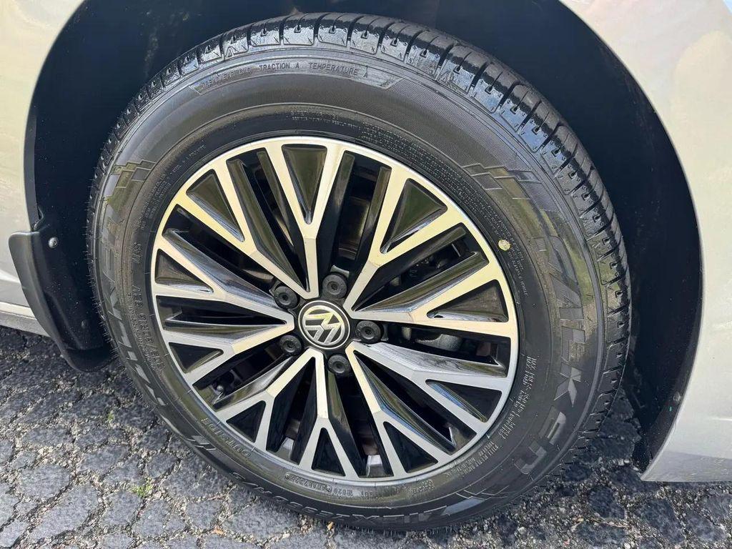 used 2021 Volkswagen Jetta car