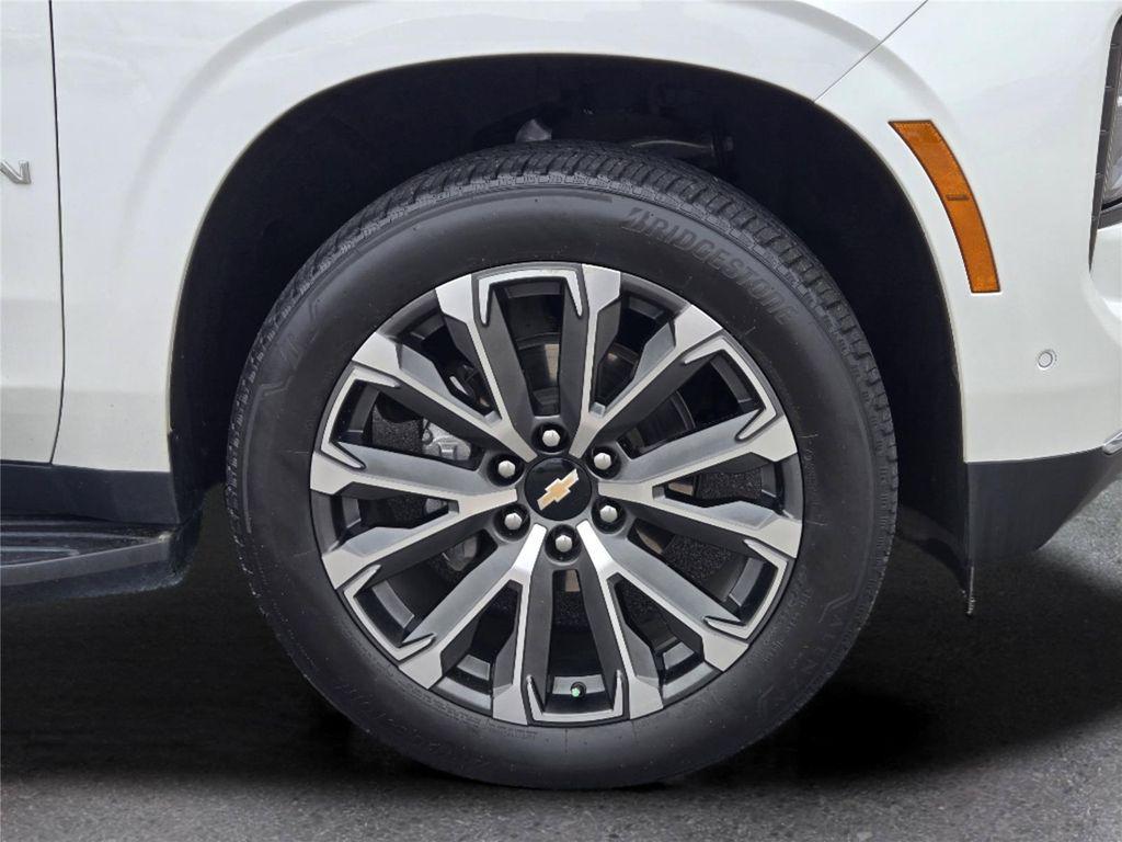 used 2025 Chevrolet Suburban car, priced at $71,595