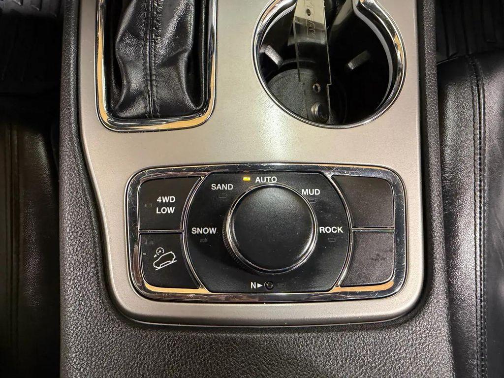 used 2022 Jeep Grand Cherokee car, priced at $26,000