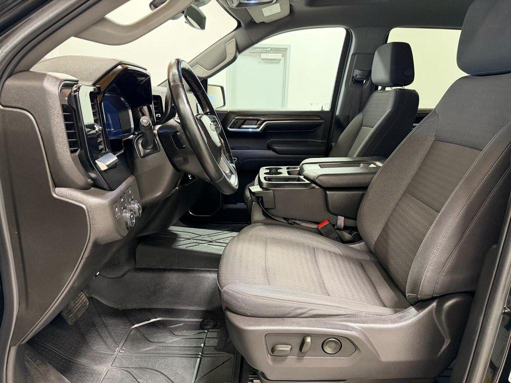 used 2024 Chevrolet Silverado 1500 car, priced at $36,000