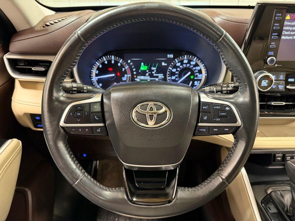 used 2021 Toyota Highlander car, priced at $27,000