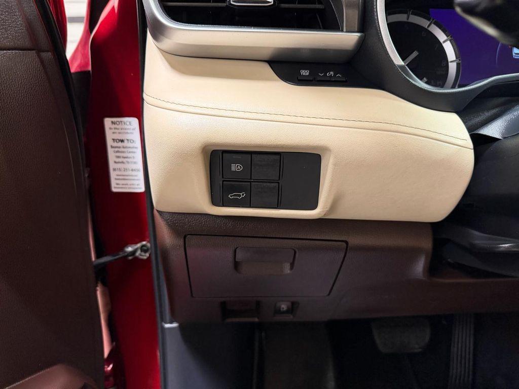 used 2021 Toyota Highlander car, priced at $27,000