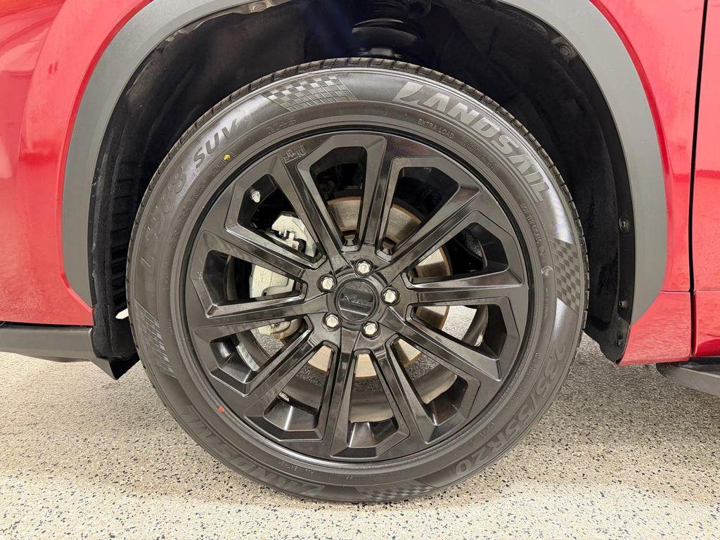 used 2021 Toyota Highlander car, priced at $27,000