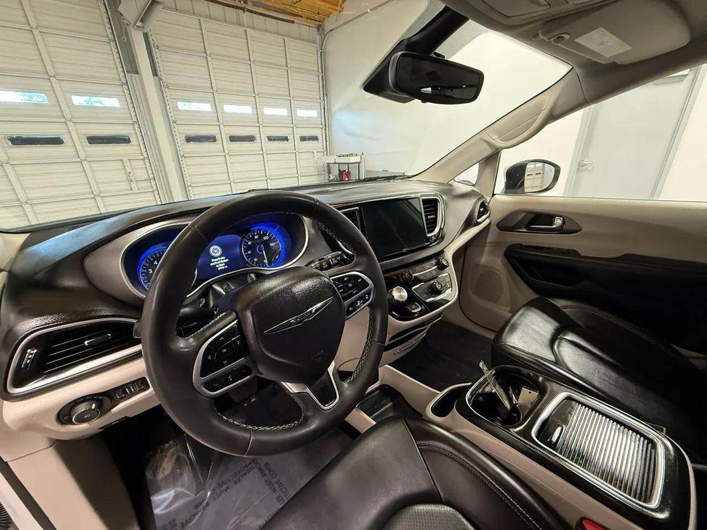 used 2023 Chrysler Pacifica car, priced at $25,000