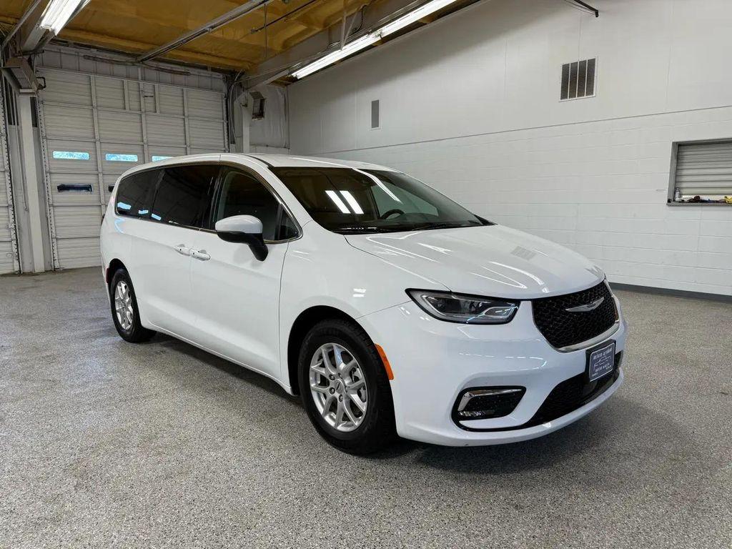 used 2023 Chrysler Pacifica car, priced at $25,000