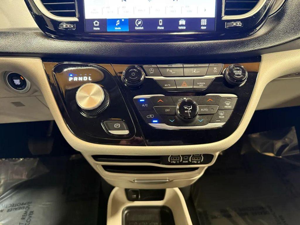 used 2023 Chrysler Pacifica car, priced at $25,000