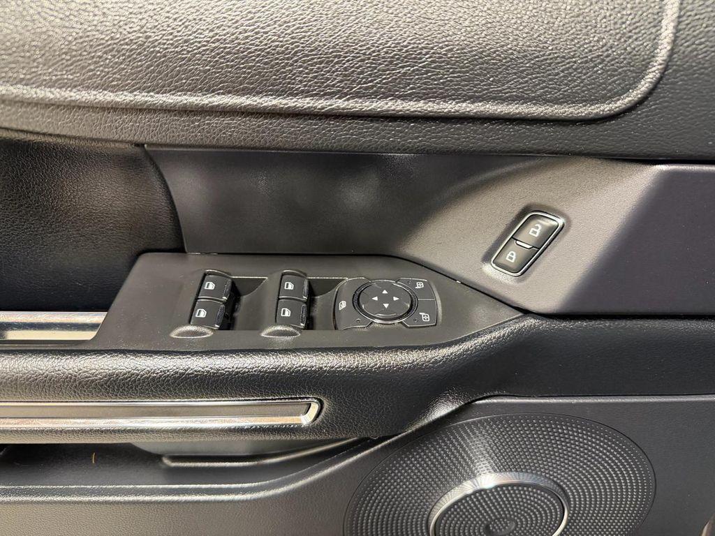 used 2021 Ford Expedition car, priced at $30,000