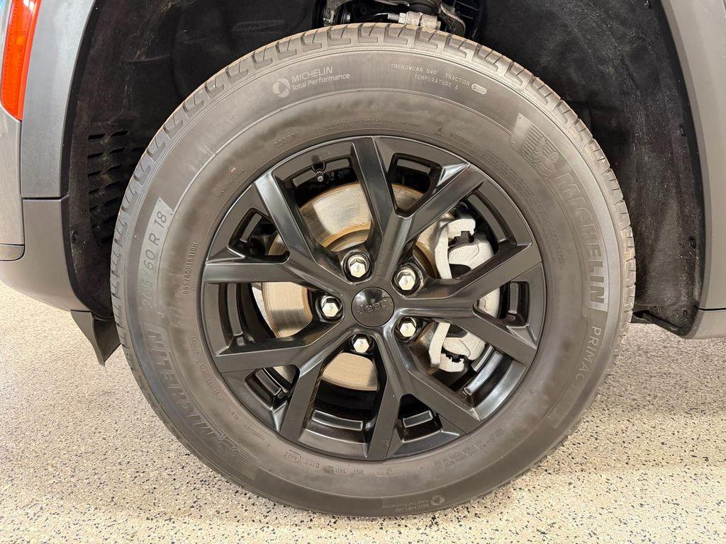 used 2024 Jeep Grand Cherokee L car, priced at $32,000