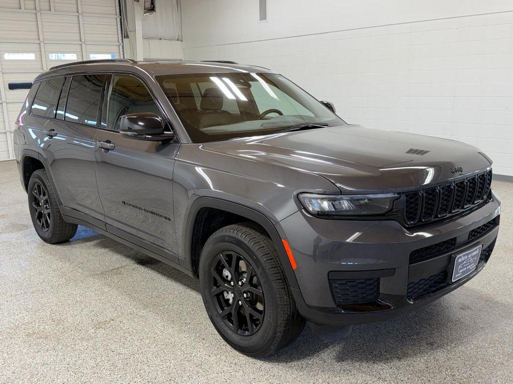 used 2024 Jeep Grand Cherokee L car, priced at $32,000
