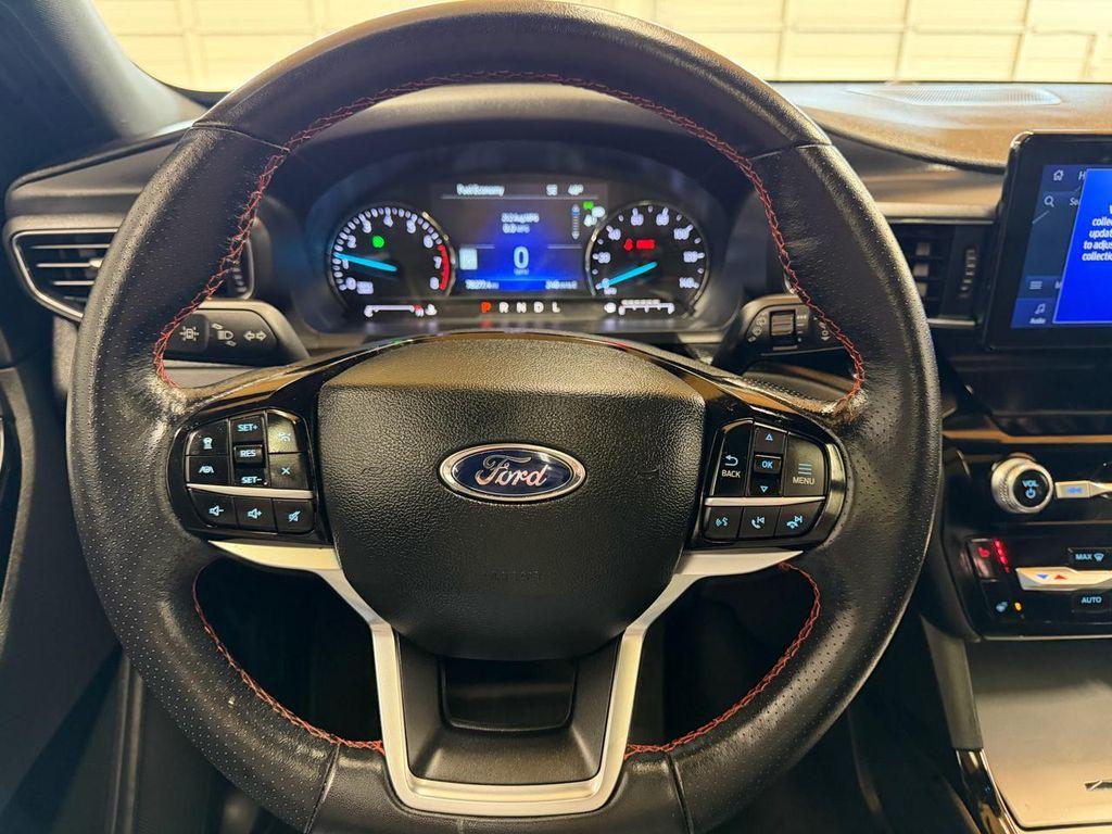 used 2023 Ford Explorer car, priced at $29,000