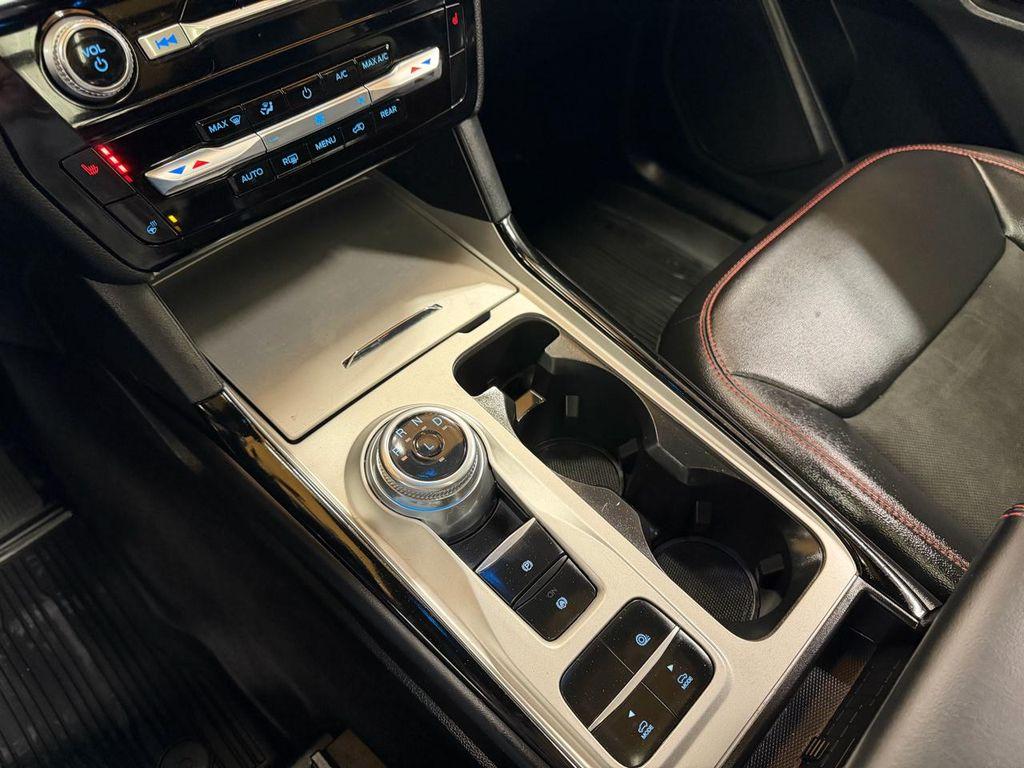 used 2023 Ford Explorer car, priced at $29,000