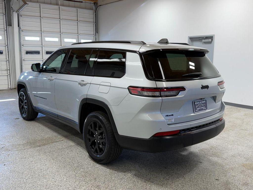 used 2024 Jeep Grand Cherokee L car, priced at $31,000