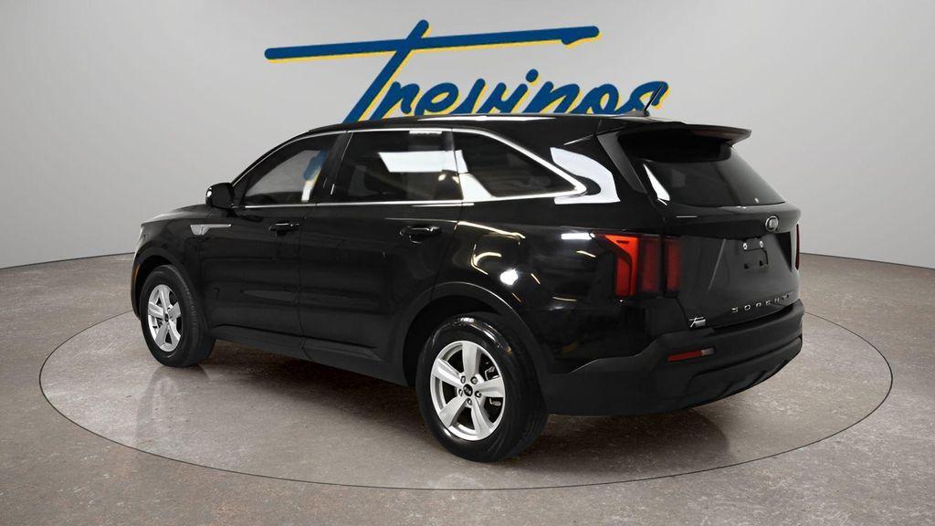 used 2021 Kia Sorento car, priced at $17,498
