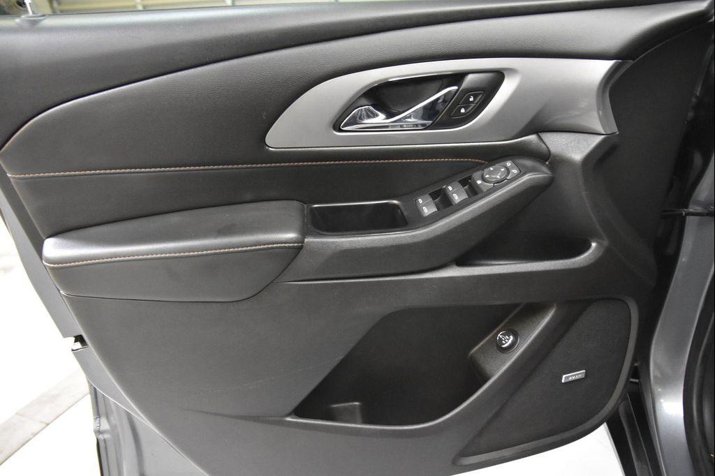 used 2019 Chevrolet Traverse car, priced at $18,998