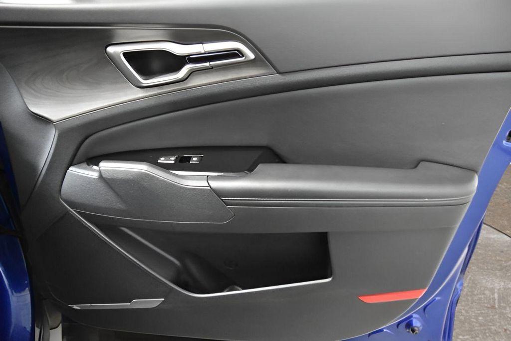 used 2024 Kia Sportage car, priced at $25,499