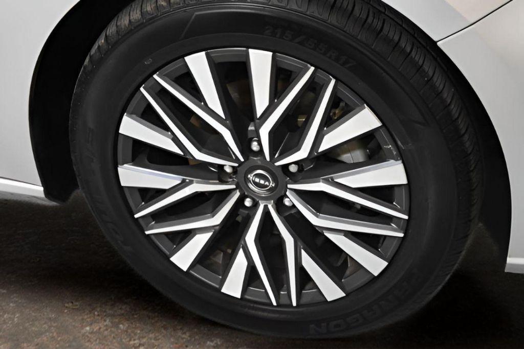 used 2024 Nissan Altima car, priced at $20,220