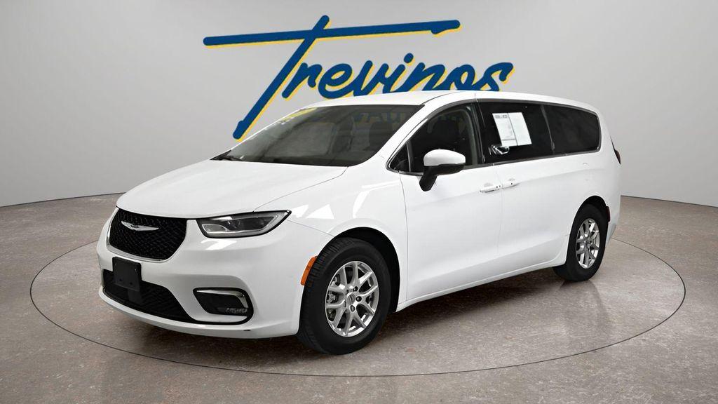 used 2023 Chrysler Pacifica car, priced at $21,220