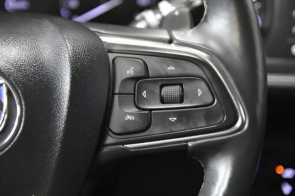 used 2023 Buick Envision car, priced at $23,000