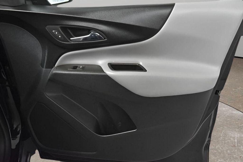 used 2023 Chevrolet Equinox car, priced at $19,495