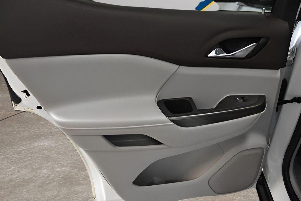 used 2019 GMC Acadia car, priced at $17,000