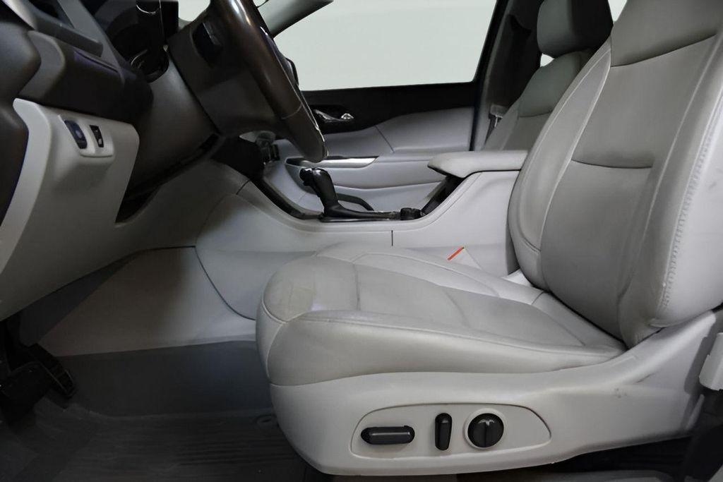 used 2019 GMC Acadia car, priced at $17,000