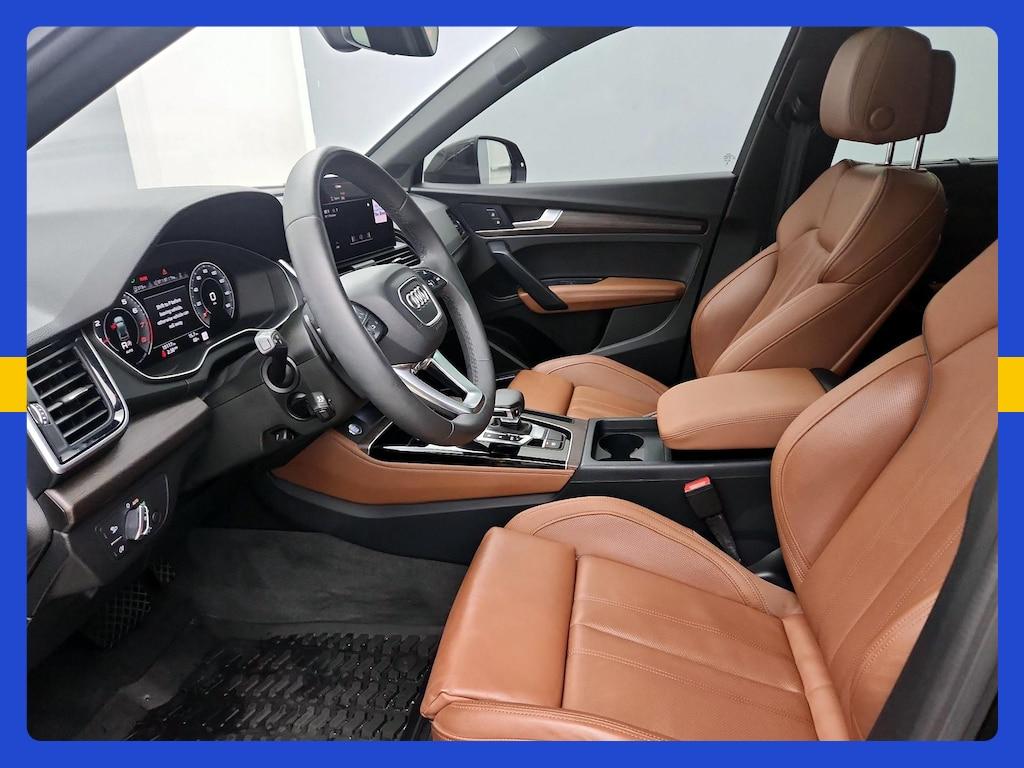 Audi Q5 view 13