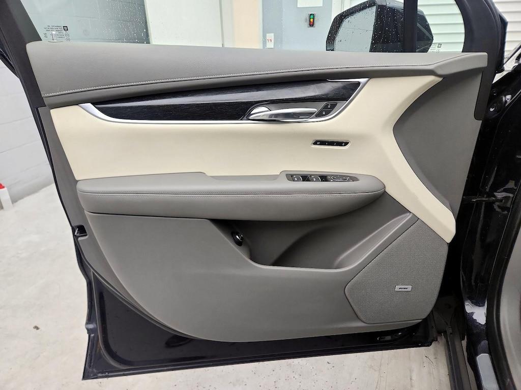 used 2021 Cadillac XT6 car, priced at $31,998