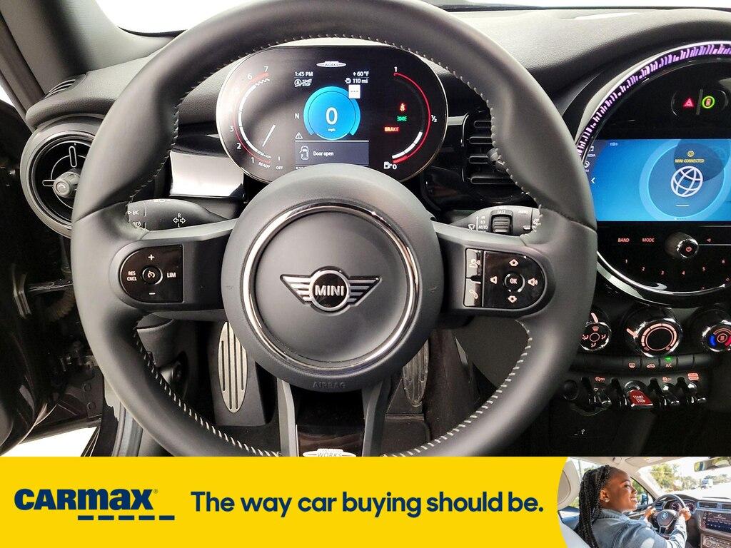 used 2022 MINI Hardtop car, priced at $23,998