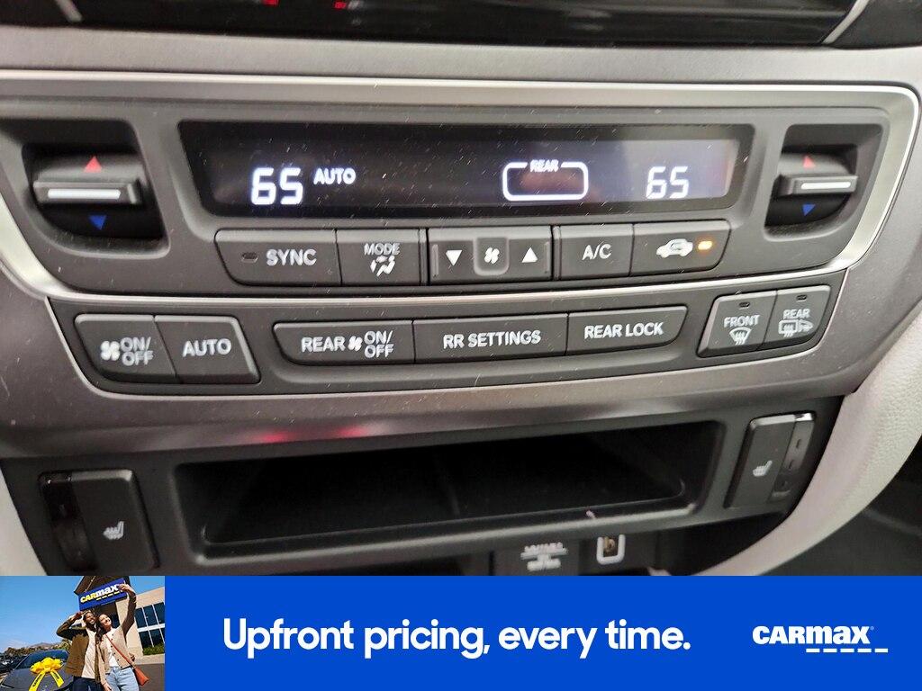used 2021 Honda Pilot car, priced at $35,998