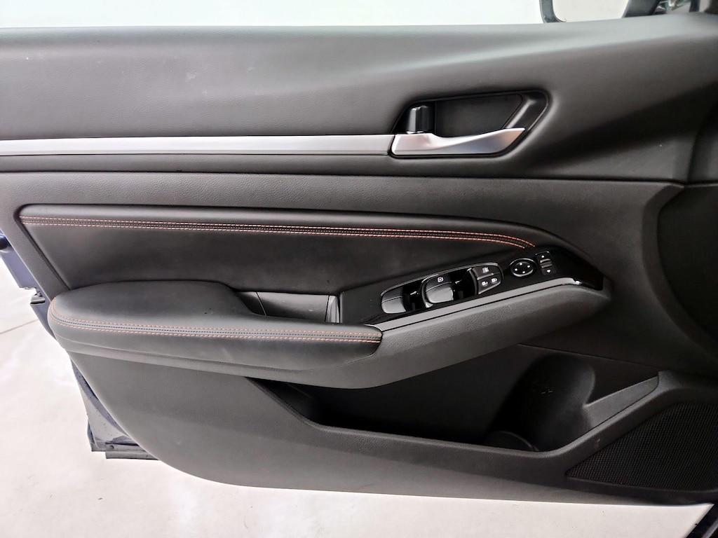 used 2023 Nissan Altima car, priced at $22,998