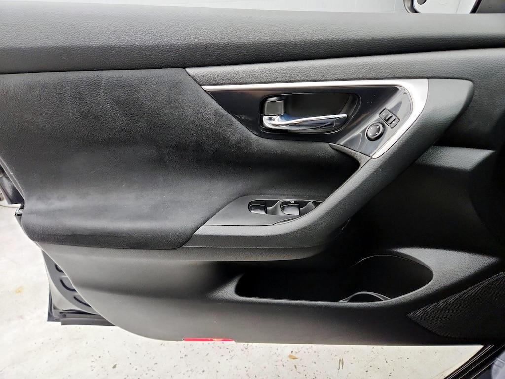 used 2014 Nissan Altima car, priced at $12,998