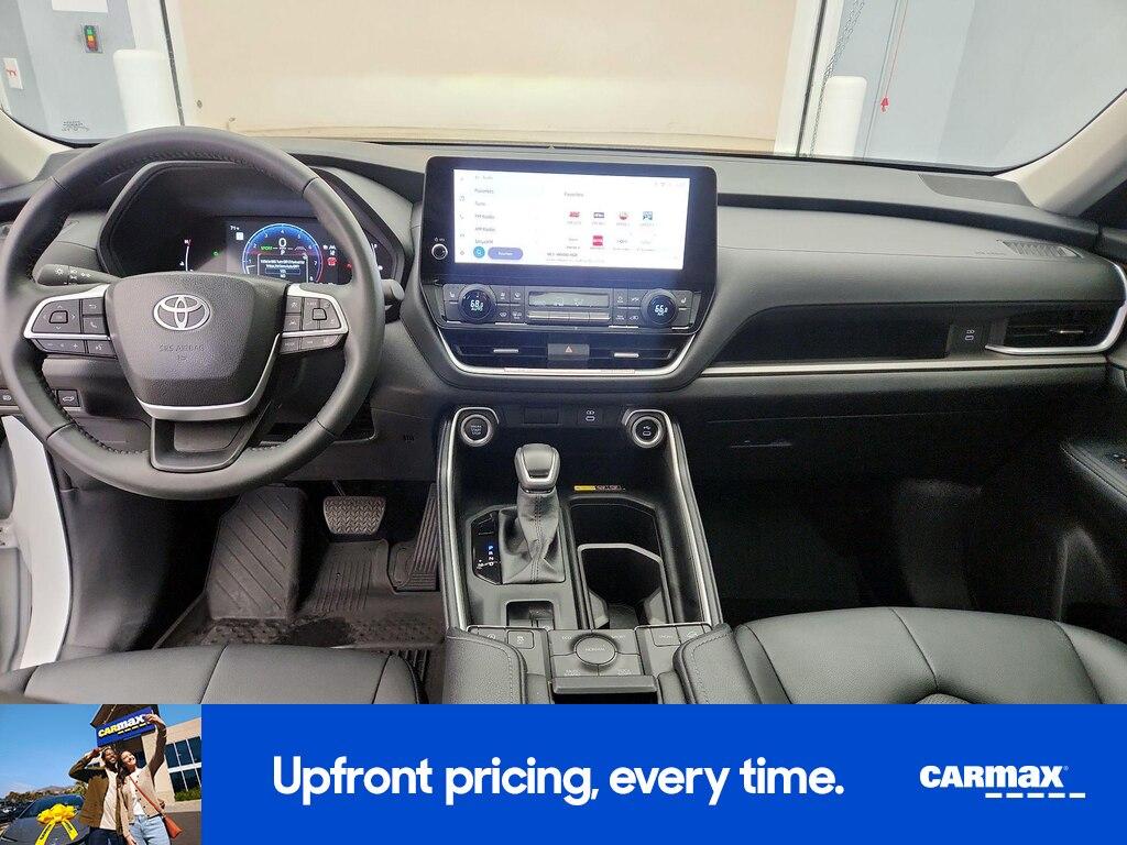 used 2025 Toyota Grand Highlander car, priced at $51,998