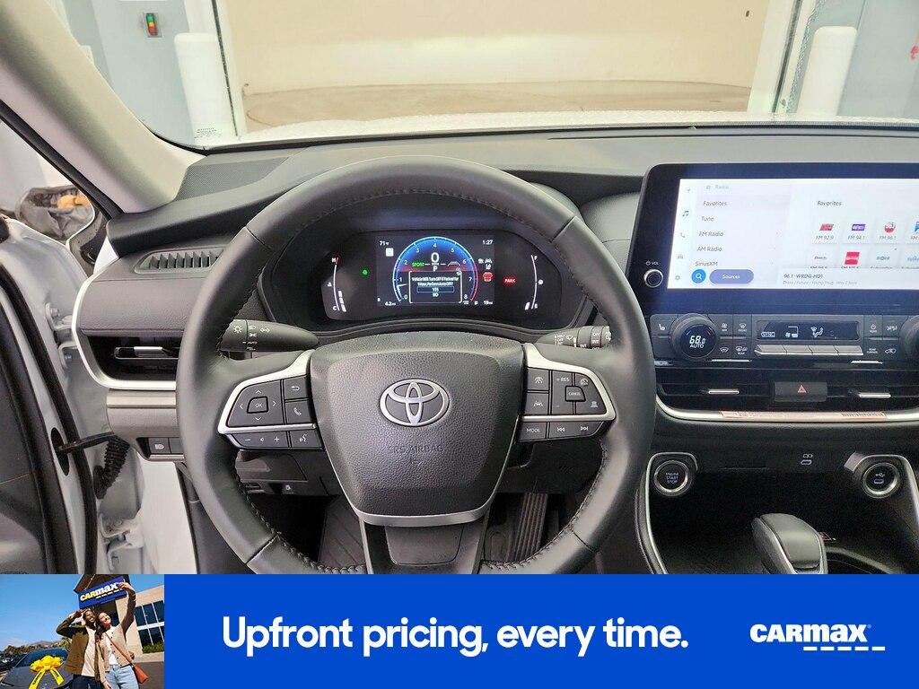 used 2025 Toyota Grand Highlander car, priced at $51,998