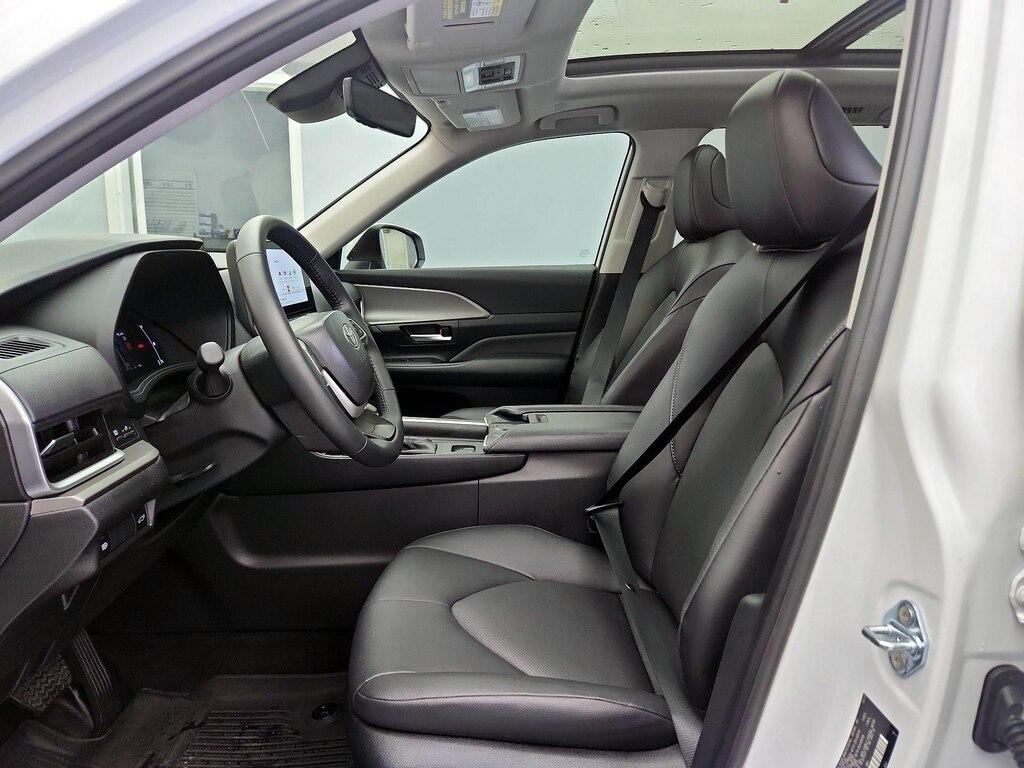 used 2025 Toyota Grand Highlander car, priced at $51,998
