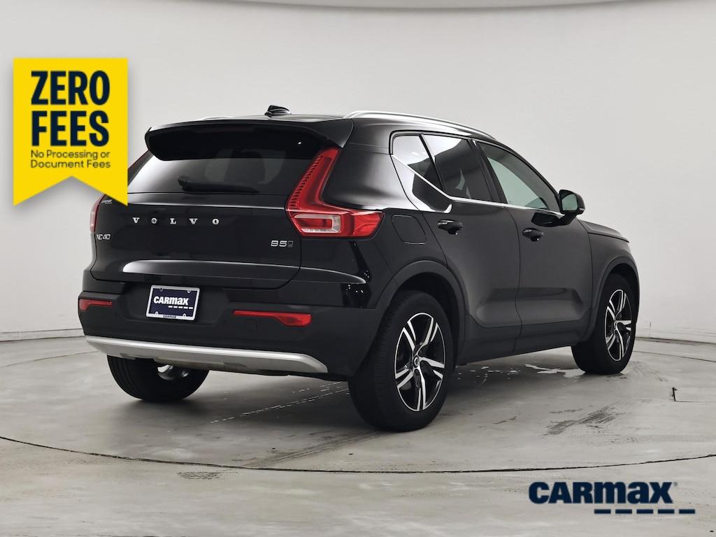used 2023 Volvo XC40 car, priced at $28,998