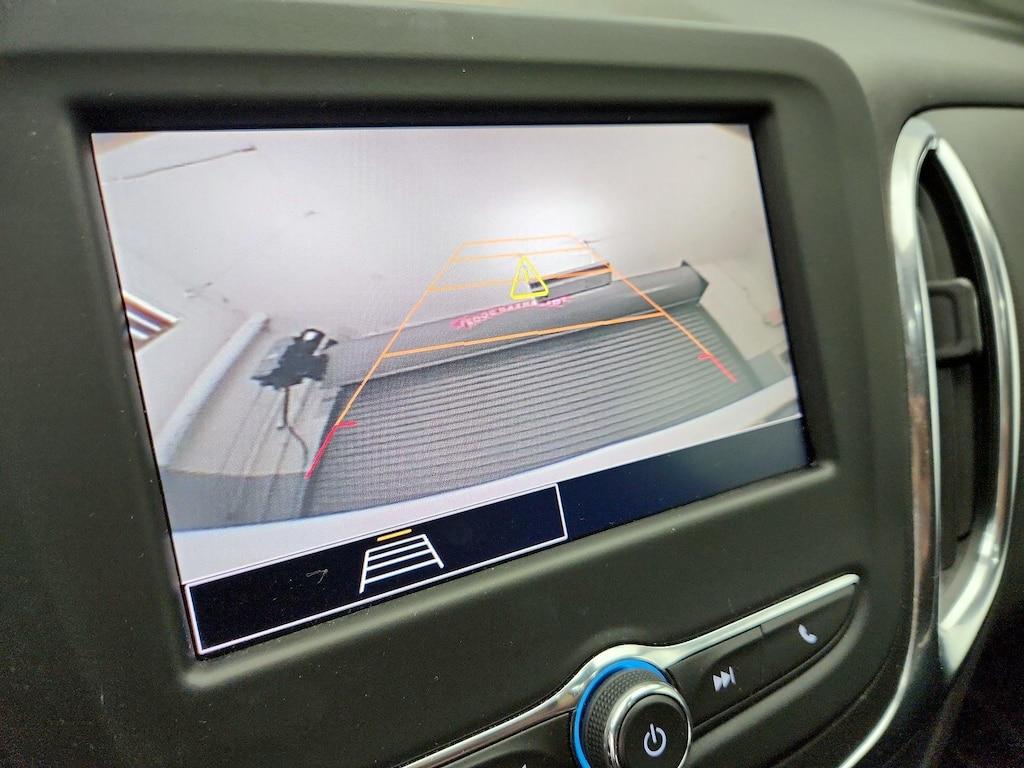 used 2022 Chevrolet Equinox car, priced at $20,998