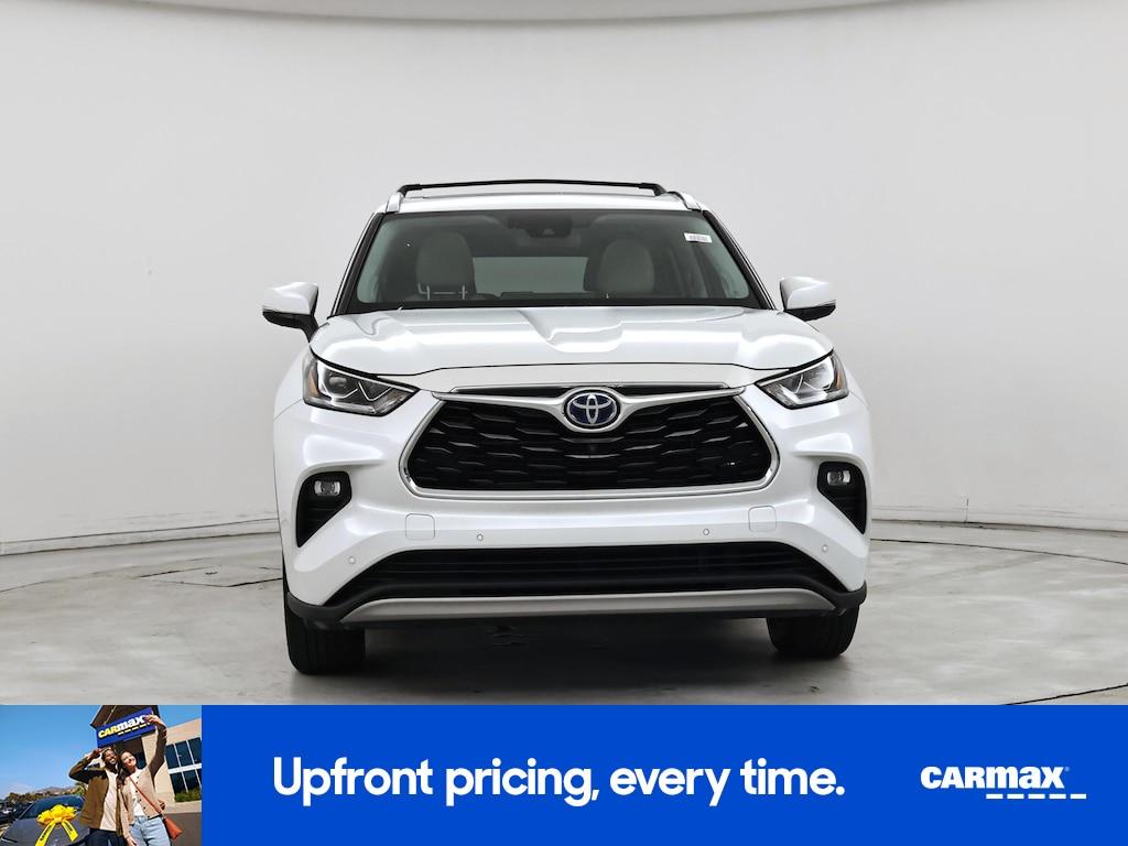 used 2022 Toyota Highlander Hybrid car, priced at $43,998