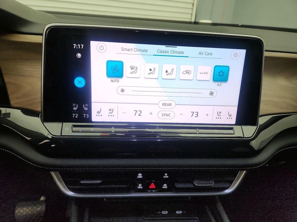 used 2025 Volkswagen Atlas car, priced at $36,998