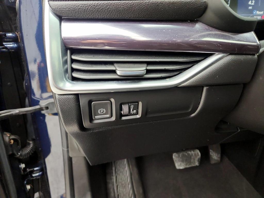 used 2021 Cadillac XT4 car, priced at $26,998