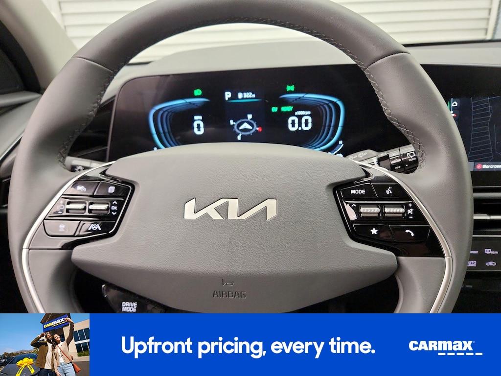 used 2025 Kia Niro car, priced at $29,998