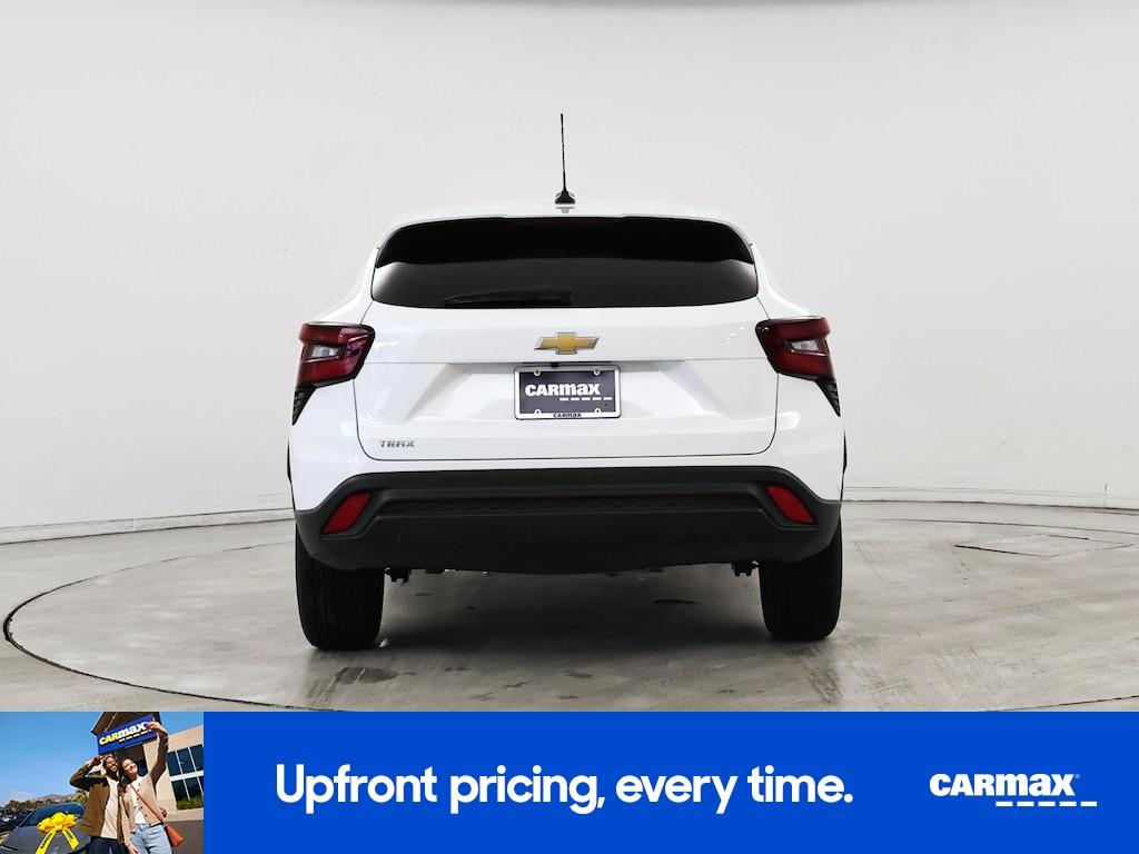 used 2025 Chevrolet Trax car, priced at $21,998