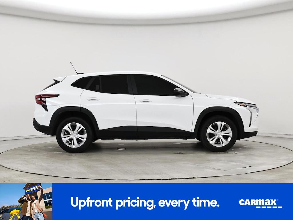 used 2025 Chevrolet Trax car, priced at $21,998