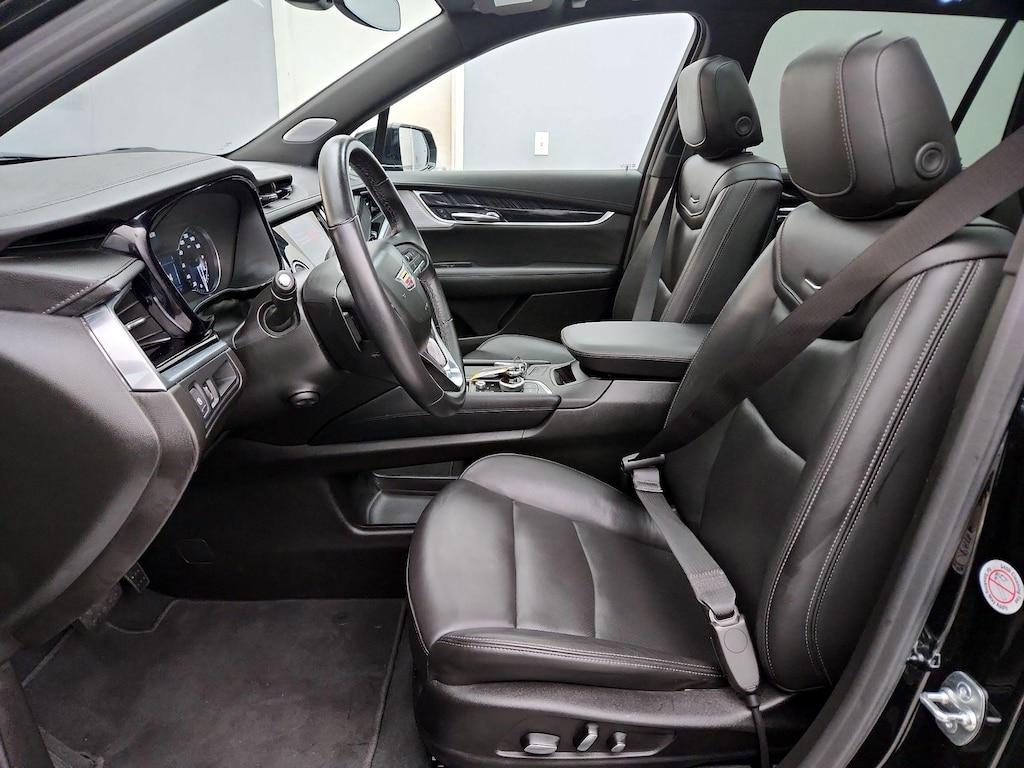 used 2025 Cadillac XT6 car, priced at $40,998