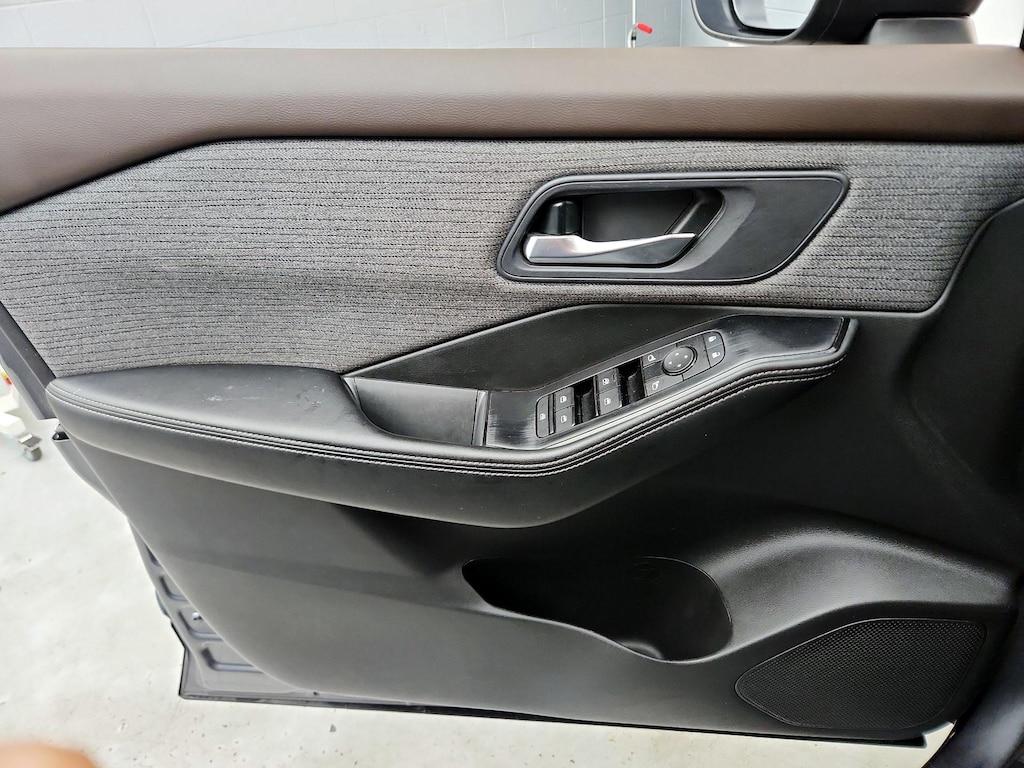 used 2023 Nissan Rogue car, priced at $19,998