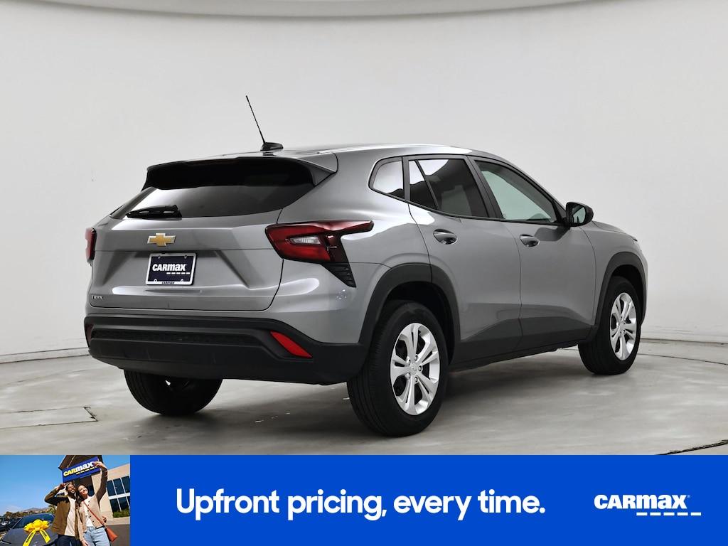 used 2025 Chevrolet Trax car, priced at $21,998